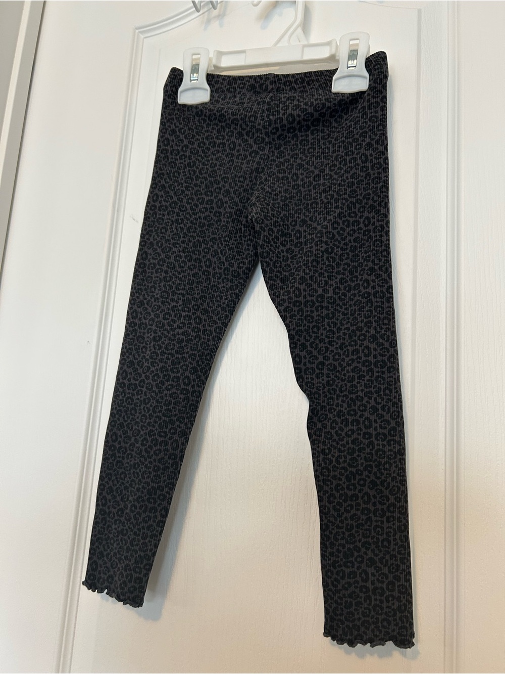 H&M Girls Leopard Print Leggings - Picture 4 of 4